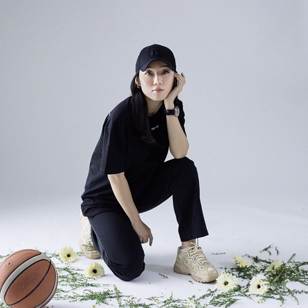 Hypebae wearing REPOSE Vol-0.1 Classic Logo Style shot of repose classic logo tee