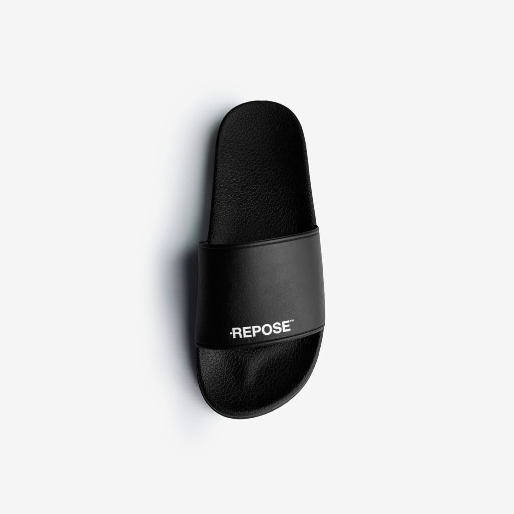 REPOSE Slides Minimalism – Black Pool Slide