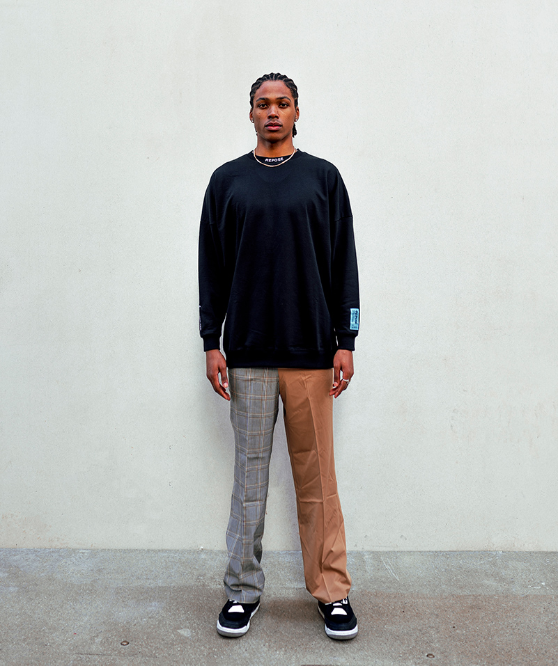 REPOSE Neck Logo 3M Crewneck